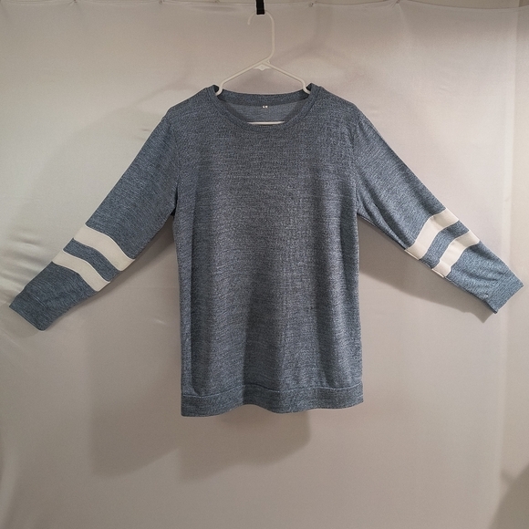 Women's Large Blue W/White Sleeve Stripes Crew Neck Sweater - Picture 1 of 10